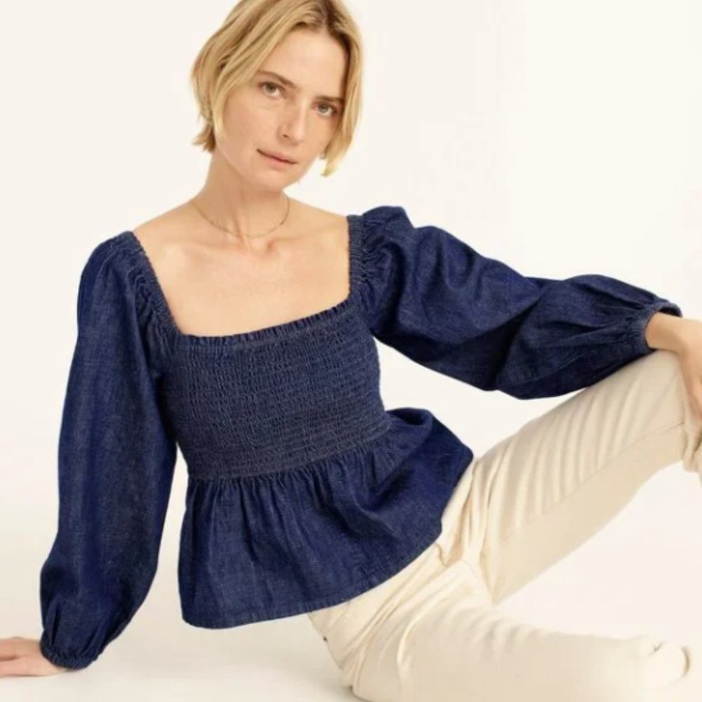 NWT J. Crew Puff-Sleeve Dark Blue Rinse Chambray Denim Smocked Top, size Large